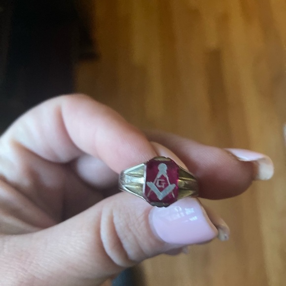 SOLD🙂Vintage Masonic 14k White gold Ruby Ring - Picture 1 of 6